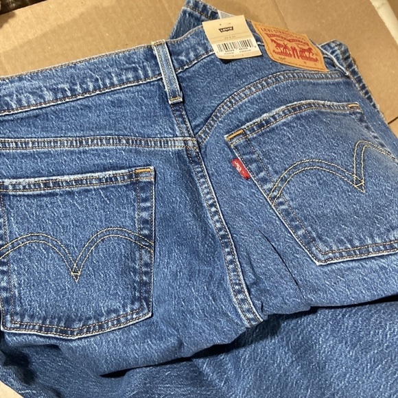 Levi's® Women's 501™ High-Rise Straight Jeans
- Salsa In Sequence new - Picture 7 of 7